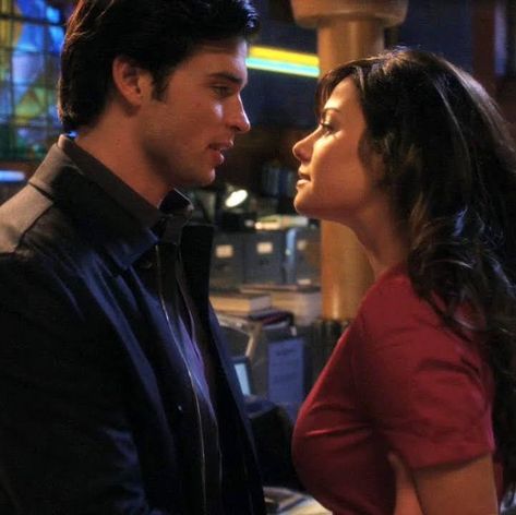 Lois Smallville, Lois And Clark Smallville, Meredith Grey's Anatomy, Clark Superman, Tom Welling Smallville, Erica Durance, Tom Welling, Lois Lane, Meredith Grey