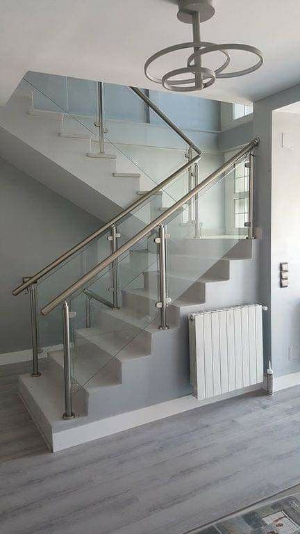 Stairs Railing Ideas, Stainless Steel Stair Railing, Steel Stair Railing, Glass Railing Stairs, درج السلم, Stairs Railing, Steel Railing Design, Modern Stair Railing, Staircase Design Modern