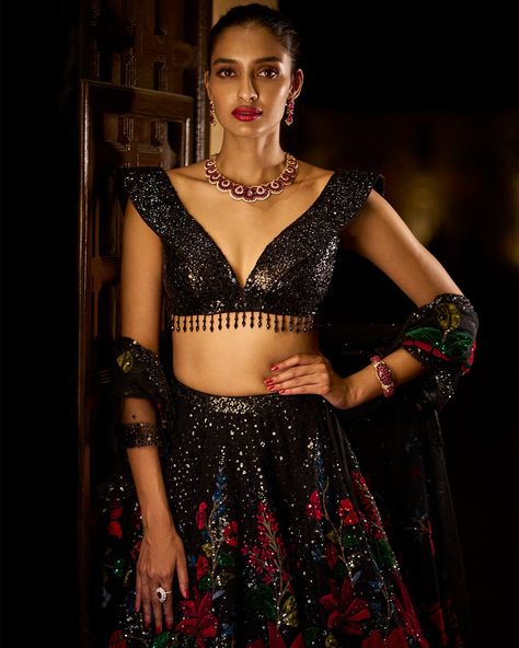 Black Multi-Colored Lehenga Set | Seema Gujral Latest Lehenga Blouse Designs, Stylish Lehenga, Seema Gujral, Wedding Dresses Indian, Black Lehenga, Indian Lehenga Choli, Floral Lehenga, Lehenga Blouse Designs, Sequin Blouse