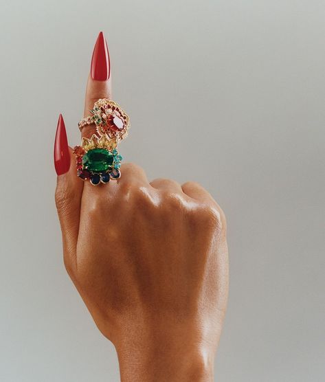 Colorful Gemstones: The New Way to Wear Grande-Dame Jewelry Fashion Jewelry Photography, Wsj Magazine, Creative Jewelry Photography, Colorful Gemstones, Jewelry Photography Styling, High Jewelry Ring, Jewelry Editorial, Swarovski Ring, The Wall Street Journal