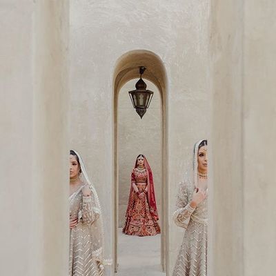 Photo From February 2020 - By Naman Verma Photography Indian Wedding Pictures, Indian Wedding Poses, Bride Photos Poses, Wedding Portrait Poses, Bride Photography Poses, Bride Photoshoot, Wedding Photoshoot Poses, Indian Wedding Photography Poses, Indian Wedding Photos