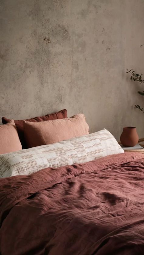 the_citizenry on Instagram: The color combinations we’re loving this spring. Pink Earth Tone Bedding, Dark Dusty Rose Bedding, Pink Wabi Sabi Interior, Cinnamon Linen Bedding, Muave Brown Bedding, The Citizenry, King Duvet Cover Sets, Sleeping Room, Warm Palette