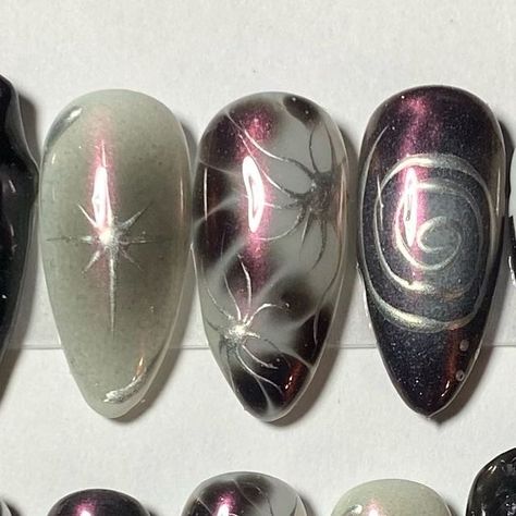 Chrome Blooming Gel Nails, Blooming Gel, Airbrush Nails, Nail Time, Minimal Nails, Gel Extensions, Y2k Nails, Gel Designs, Instagram Nails