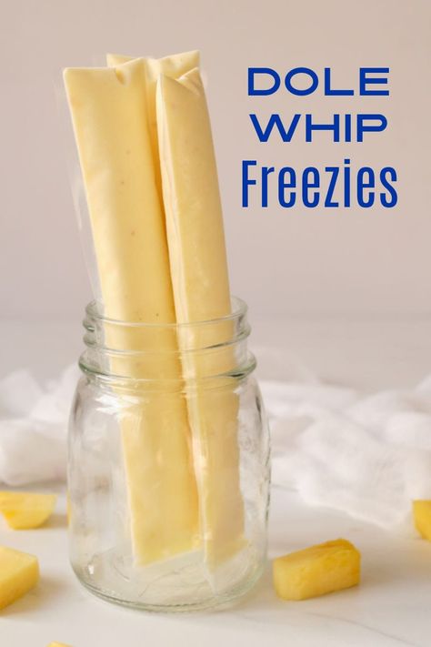 Make these fun and refreshing Dole whip freezies, when you want a pineapple treat that reminds you of Disney and Hawaii. Pineapple Dole Whip, Homemade Fruit Popsicles, Dole Pineapple Juice, Dole Pineapple, Friends Recipes, Vegan Summer Recipes, Frozen Dessert Recipe, Hawaii Food, Dole Whip