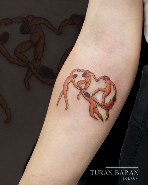 henri matisse dance tattoo minimalist tattoo art bodrum turan baran piercing Abstract People Tattoo, Henry Matisse Tattoo, Henri Mattise Tattoo, Dancing Circle Tattoo, Matisse Dance Tattoo, Famous Art Tattoo, Art History Tattoo, Matisse Tattoo, Henri Matisse Dance