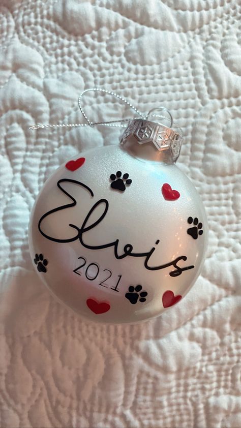 Diy Pet Ornaments, Pet Ornaments, Decor Christmas Tree, Family Ornaments, Ornament Family, Beautiful Christmas Trees, Family Ornament, Dog Ornaments, Ornaments Christmas