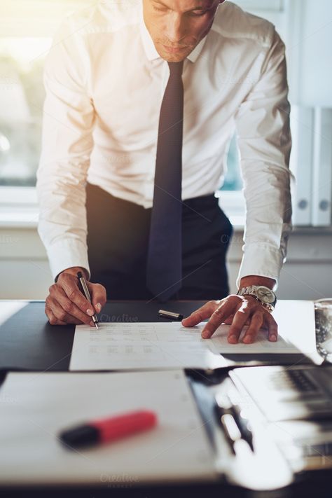 White Shirt And Tie, Business Man Photography, Desk In Office, Business Portrait Photography, Corporate Portrait, Man Office, Shirt And Tie, Business Photoshoot, Branding Photoshoot Inspiration