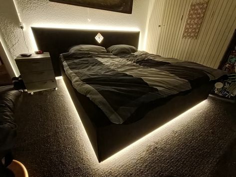 Homemade Beds, Custom Xbox, Floating Bed, Low Bed, Bed Shelves, Luxury Bedroom Design, Mens Bedroom, Floor Bed, Black Bedding