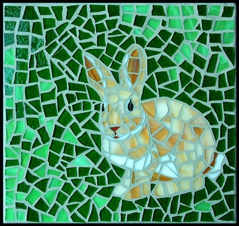 Stained Glass Bunny, Mosaic Designs Pattern, Bunny Patterns, Mosaic Art Supplies, Stained Glass Garden, Mosaic Tiles Crafts, Mosaic Stepping Stones, Stained Glass Studio, Mosaic Animals