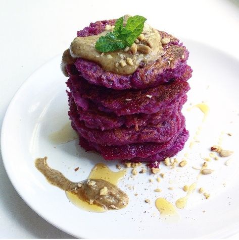 Purple Sweet Potato Pancakes Purple Sweet Potato Pancakes, Purple Sweet Potato Powder Recipes, Purple Mashed Potatoes, Sweet Potato Breakfast Recipes, Yam Recipes, Potato Pancakes Easy, Sweet Potato Pancakes Recipe, Sweet Potato Muffin Recipe, Okinawan Sweet Potato