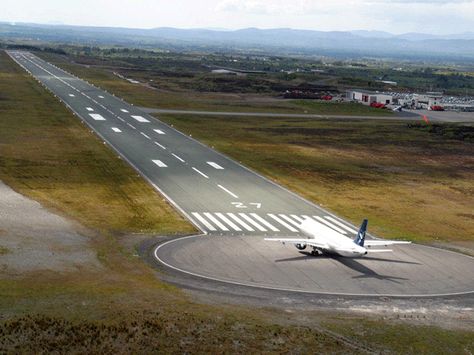 Landing Strip Landing Strip, Airport Runway, Small Airplanes, Content Production, Air Traffic Control, Vantage Point, Travel Wishlist, Old Camera, Vero Beach