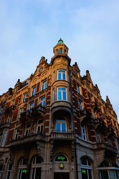 Traditional Dutch Architecture in Amsterdam Dutch Architecture Traditional, Houses In Amsterdam, Amsterdam Architecture, Dutch Houses, Travel Netherlands, Dutch Architecture, Keep Looking Up, Amsterdam Houses, Dutch House