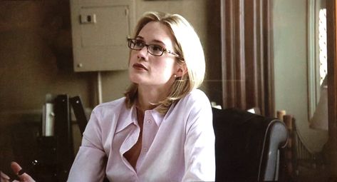 alex cabot, law and order svu, stephanie march Alex Cabot Svu, Alex Cabot Aesthetic, Alex And Marissa The Oc, The Oc Screencaps, Casey Novak, Law And Order Svu Alex Cabot, Alexandra Cabot, Film Major, Alex Cabot