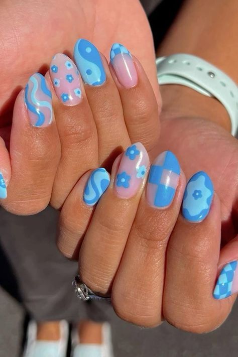 Spring Almond Short Nails, Groovy Blue Nails, Blue Two Tone Nails, Dark Blue Nails Summer, Cute Unique Nail Ideas, Blue Nail Ideas For Summer, Blues Clues Nails, Fun Almond Nail Designs, Almond Nails Cute Designs