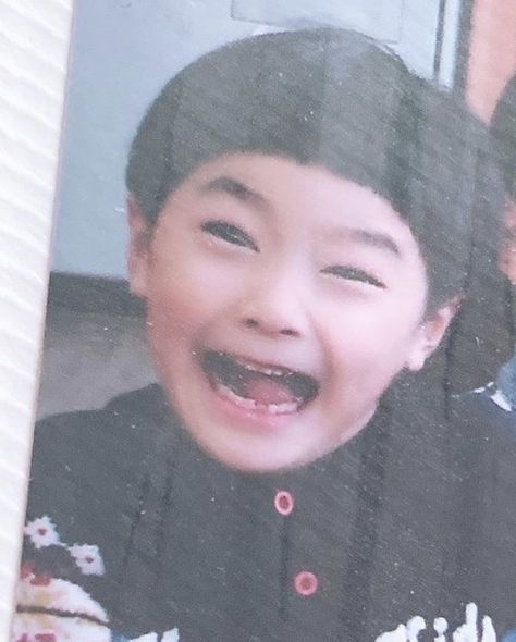 #straykids #jeongin 17 Kpop, Childhood Photos, Skz In Cute, Savage Kids, Kid Memes, Stray Kids Seungmin, Kids Icon, Homeless Children, Felix Stray Kids