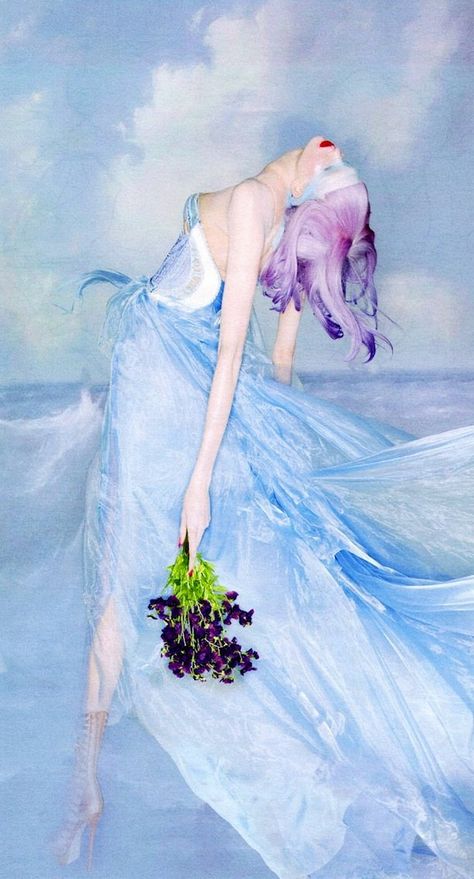 Sweet Escape | Karlie Kloss by Nick Knight for W Magazine, October 2012 #Versace #couture Fashion Fotografie, Edward Enninful, Nick Knight, David Sims, Color Celeste, Annie Leibovitz, Peter Lindbergh, Richard Avedon, W Magazine