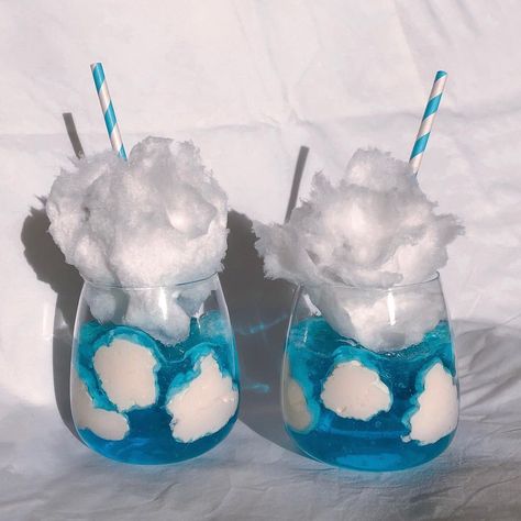 Sky Themed Food, Cloud Drink, Baby Tea, Jelly Desserts, Baby Shower Theme Decorations, Light Blue Aesthetic, Blue Food, Snack Attack, Pretty Drinks