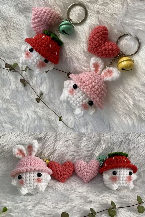 CROCHET KEYCHAIN : Baby Mushroom Crochet | Crochet Mushrooms Tomato Hat + Rabbit Hat + Mini Heart 🍄🍄 #crochetkeychain #crochettutorial #amigurumicrochet Materials: 1. Cotton Yarn 4ply size 2 mm. 2. Crochet Hook No.5 size 3 mm. 3. Eyes 4 mm. 2 Pcs. 4. Polyester fiber 5. Glue 6. Scissors 7. Needle Mushroom size: Height 7 cm. Width 6 cm. Heart size: Height 3.5 cm. Width 4.5 cm. Templat Kotak, Diy Crochet Flowers, Crochet Mushroom, Crochet Keychain Pattern, Crochet Rabbit, Crochet Wedding, Crochet Business, Crochet Amigurumi Free Patterns, Crochet Amigurumi Free