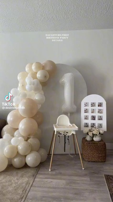 Simple Baby Birthday, Baby Birthday Photoshoot, Birthday Decorations At Home, Baby Birthday Decorations, Boys 1st Birthday Party Ideas, Baby Boy 1st Birthday Party, Baby Birthday Themes, First Birthday Pictures, Boy Birthday Party Themes