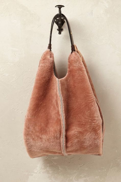 Anthropologie Moritz Sheepskin Tote Bag Textile Bag, Diy Bags Purses, Sac Week End, Fur Bag, Handcrafted Bags, Boho Bags, Jute Bags, Fabric Bags, Handcrafted Leather