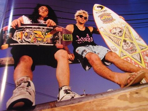 Surfer Rock Aesthetic, 90s Surfer Aesthetic, Surf Punk, Surf Boys, Surf Aesthetic, Skate 3, Surfer Boy, Skater Aesthetic, Real Model