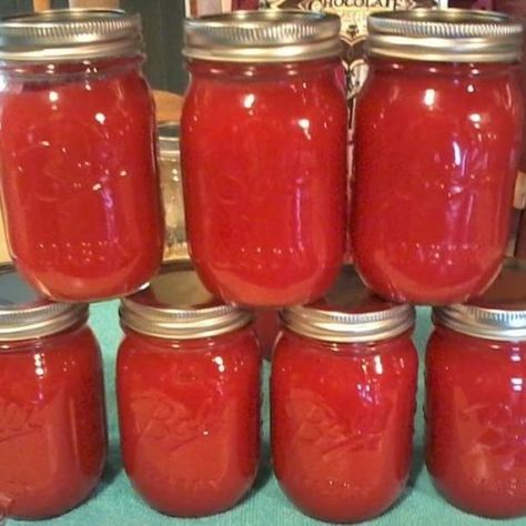 Red Hot Apple Butter - An homage to Heather's Mamaw! - SBCanning.com - homemade canning recipes Apple Butter Uses, Canning Apples, Apple Butter Crock Pot, Apple Butter Recipe, Homemade Apple Butter, Canning Fruit, Canning Jam, Canned Food Storage, Red Hots