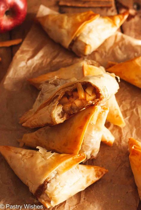 APPLE TURNOVERS WITH PHYLLO DOUGH - Pastry Wishes Chocolate Frosting Easy, Dairy Free Chocolate Frosting, Old Fashioned Chocolate Pie, Cinnamon Streusel Muffins, Easy Chocolate Pie, Best Bread Pudding, Phyllo Dough Recipes, Phyllo Recipes, Strawberry Cake Filling