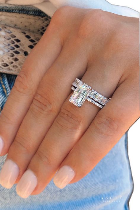 Emerald cut engagement ring set