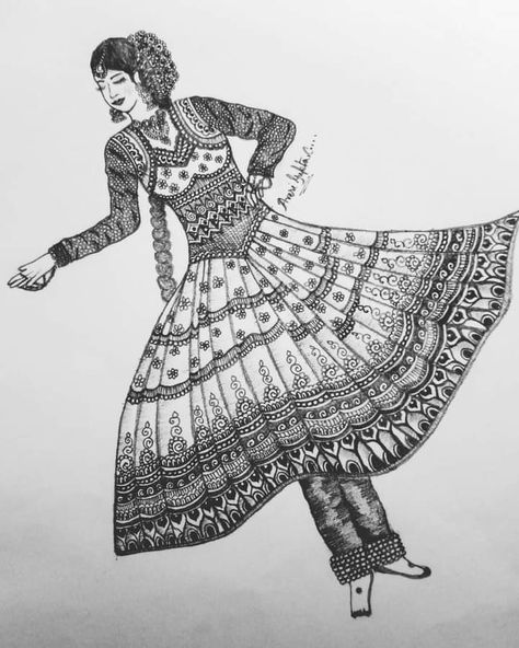 Easy Mandala Drawing, Simple Mandala, Mandala Drawing, Mandala Art, Pencil Drawings, Indian Fashion, Humanoid Sketch, Drawings, Canvas