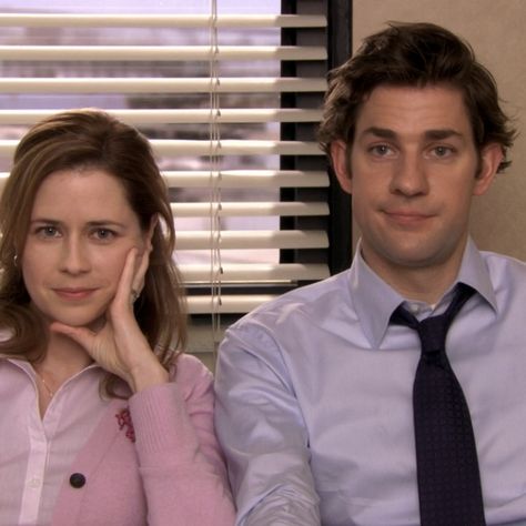 Jim And Pam Wedding, Famous Tv Couples, Pam The Office, Jim And Pam, The Office Jim, Jim Pam, New Girl Quotes, Jenna Fischer, The Office Show