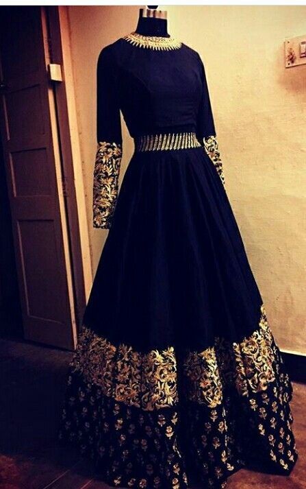 Wedding Indian Dress, Lehnga Dress, Wedding Indian, Red Lehenga, Indian Gowns Dresses, Indian Gowns, Designer Party Wear Dresses, Indian Dress, Indian Wedding Outfits