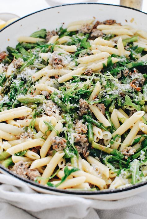 Sausage Penne Pasta, Sausage Penne, Arugula Pasta, Pork Sausage Recipes, Arugula Recipes, Ziti Pasta, Italian Sausage Pasta, Sage Sausage, Asparagus Pasta