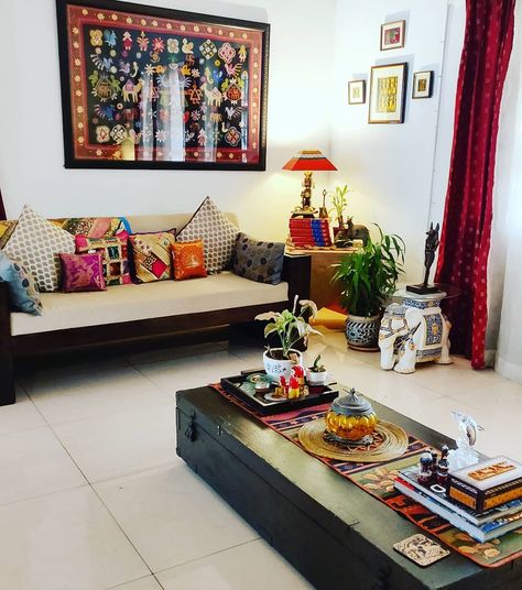 A few days more and I have to wind up everything....the usual story of a Fauji family. The living room carpet has gone to the drycleaners… Indian Room Decor, Artistic Furniture, Ethnic Home Decor, Artist House, Indian Decor, Indian Home, Indian Home Decor, Room Carpet, Happy Wednesday