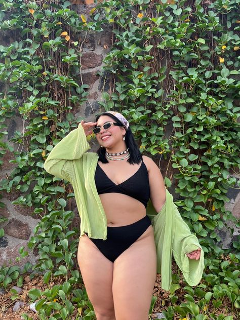 Curvy Outfits Summer Plus Size Swimwear, Plus Size Swimming Outfits, Plus Size Beachy Outfits, Mid Size Swimsuit Aesthetic, Beach Outfits Women Mid Size, Midsize Bathing Suits, Beach Aesthetic Outfits Plus Size, Beach Fits Plus Size, Beach Aesthetic Plus Size