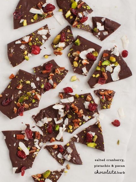 Cranberry & Pistachio Chocolate Bark Recipe - Love and Lemons Chocolate With Nuts, Pistachio Bark, Pistachio Chocolate, Dorm Food, Easy Holiday Treats, Healthy College, Chocolate Bark Recipe, Cranberry Pistachio, Diy Chocolate