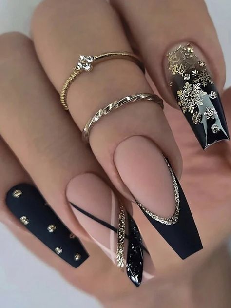 24pcs Coffin-shaped Long False Nails With Black Matte French & Golden Snowflake Pattern And Jelly Glue & Nail File, Perfect For Christmas Gift, Party, Daily Wear | SHEIN USA Ballerina Acrylic Nails, Nagel Tips, Gold Nail, Her Nails, Black Nail Designs, New Year's Nails, Bling Nails, Nail Arts, Matte Nails