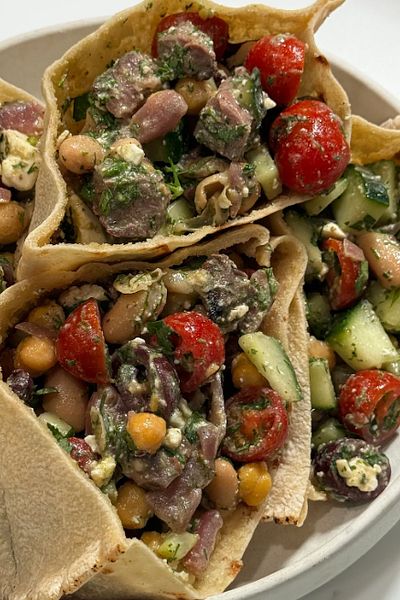 Steak Tzatziki Dense Bean Salad - by Violet Witchel Steak Salad Recipe, Great Salad Recipes, Protein Packed Meals, Bean Salad Recipes, How To Cook Beans, Easy Healthy Meal Prep, Steak Salad, Macro Meals, Salad Recipes For Dinner