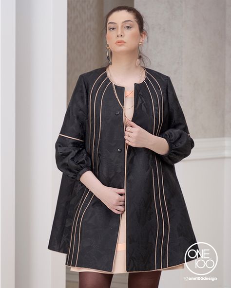 Coat Dresses For Women Pakistani, Pakistani Overcoat Dress, Summer Manto Model, Manto Mezon 2020, Plaid Jacket Women, Women Trousers Design, Manto Iranian 2021 Spring, Baby Girl Clothes Winter, Iranian Fashion