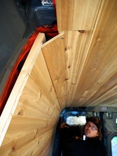 Cedar Paneling for Van Interior Tutorial on Instructables with lots of good photos, even a video by Audrey Desjardins T4 Camper Interior Ideas, Van Interior Ideas, Cedar Interior, Mini Vans, Cedar Paneling, T3 Vw, Kombi Home, Van Conversion Interior, Build A Camper Van