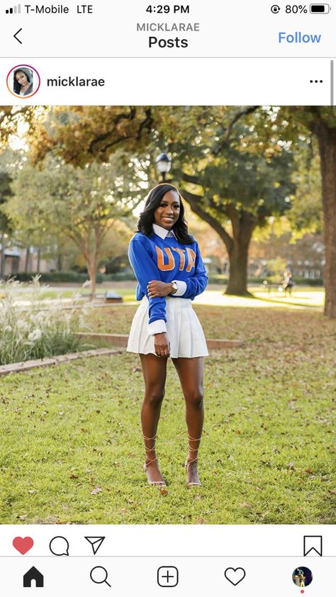 Hbcu Photoshoot, Sorority Girls Outfit, Grad Fits, College Pics, Graduation Outfit College, Senior Pictures Hairstyles, Senior Portrait Outfits, Grad Poses, Nursing Goals