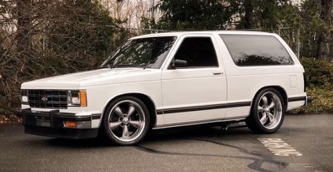 Chevy S10 Blazer, S10 Truck, Chevrolet S 10, Chevrolet Apache, Bagged Trucks, Lowrider Trucks, Chevrolet Truck, Chevy Blazer, S10 Blazer