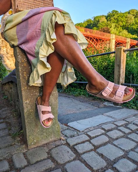 Ad. Stepping into Summer 🩵💞🩵💞🩵💞 Are you team blue or team pink? 👉🏾 Swipe to pick 🩵💞 Whichever team you are step out in @hushpuppiesshpesuk Blaire Mule sandals which come in 4 colours to match all your outfits. Get your feet summer ready with their suede memory foam insole for extra comfot 😎😎😎 Linked in stories 🔗 #Ad #Myhushpuppiesstyle [Summer style, spring style, sandals, Hush Puppies, Summer ready, pink sandals, blue sandals] Pink Sandals Outfit Summer, Pink Sandals Outfit, Sandals Outfit Summer, Colourful Style, Team Pink, Sandals Outfit, Pink Sandals, Team Blue, Style Spring