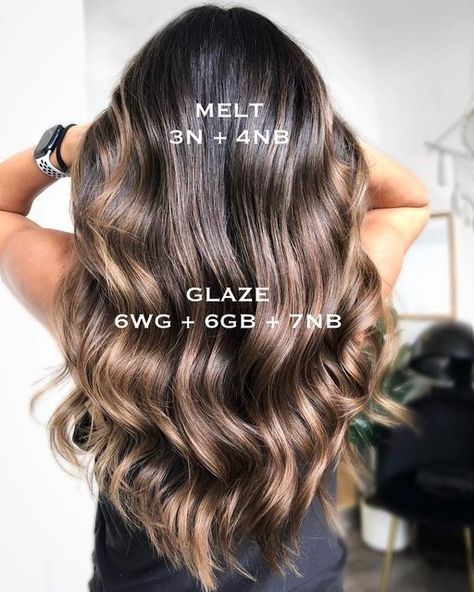 Brunette Colour Melt, Bronde Melt, Brunette Root Melt, Brunette Color Melt, Root Melt Brunette To Blonde, Dimensional Brunette Balayage, Redken Shade, Brunette Hair Color With Highlights, Color Melting Hair