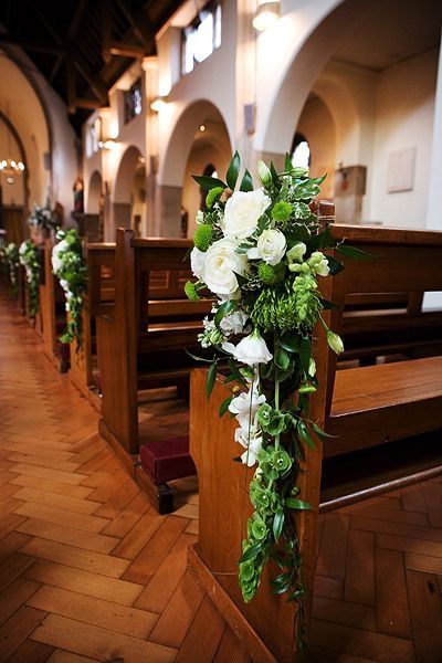 Church Pew Decorations, Church Aisle Decorations, Wedding Church Aisle, Pew Flowers, Church Aisle, Romantic Backyard, Wedding Church Decor, Pew Decorations, Wedding Pews