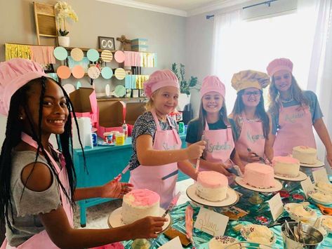 Baking Competition Birthday Party Ideas, Cake Decorating Party For Kids, 11 Year Birthday Party Ideas, Nailed It Birthday Party, Nailed It Party, Baking Birthday Party Ideas, Decorating Birthday Party, Cake Decorating Birthday, Kids Baking Party