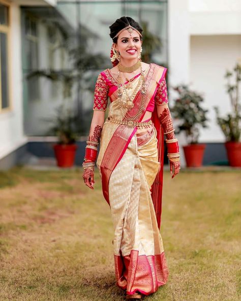 Off White Wedding Saree South Indian, Thalambralu Saree Blouse Designs, Thalambralu Saree, Talambralu Saree, Bridal Reception Saree, Temple Shoot, Muhurtham Saree, South Saree, Blouse Designes