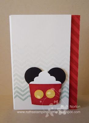 Ruth's Stamping Corner: Disney Cupcakes! Diy Disney Cards, Disney Birthday Card, Disney Projects, Disney Card, Disney Cupcakes, Disney Diy Crafts, Disney Christmas Decorations, Cupcake Cards, Scrapbook Disney