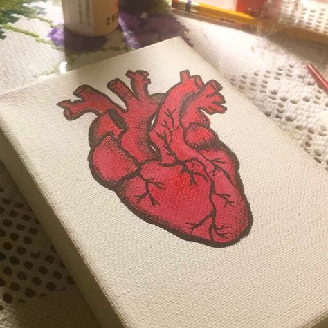 Realistic Heart Painting On Canvas, Human Heart Painting Aesthetic, Lungs Painting Acrylic, Real Heart Painting, Heart Painting Easy, Simple Heart Painting, Realistic Heart Painting, Red Canvas Painting Ideas, Anatomical Heart Painting