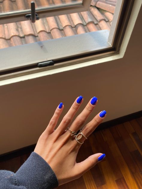 Square Dark Blue Acrylic Nails, Royal Blue Nails Square Short, Squoval Blue Nails, Summer Nails Rounded Square, Short Blue Nails Square, Square Acrylic Nails Royal Blue, Short Blue Square Acrylic Nails, Neon Dark Blue Nails, Bright Navy Blue Nails