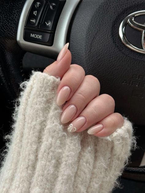 Bow Tie Nails Design, Nail Inspo With Bow, Minimalist Nude Nails, Beige Nail Designs, Bow Tie Nails, Beige Nails Design, Ballerina Nails Designs, Romantic Nails, Simple Gel Nails